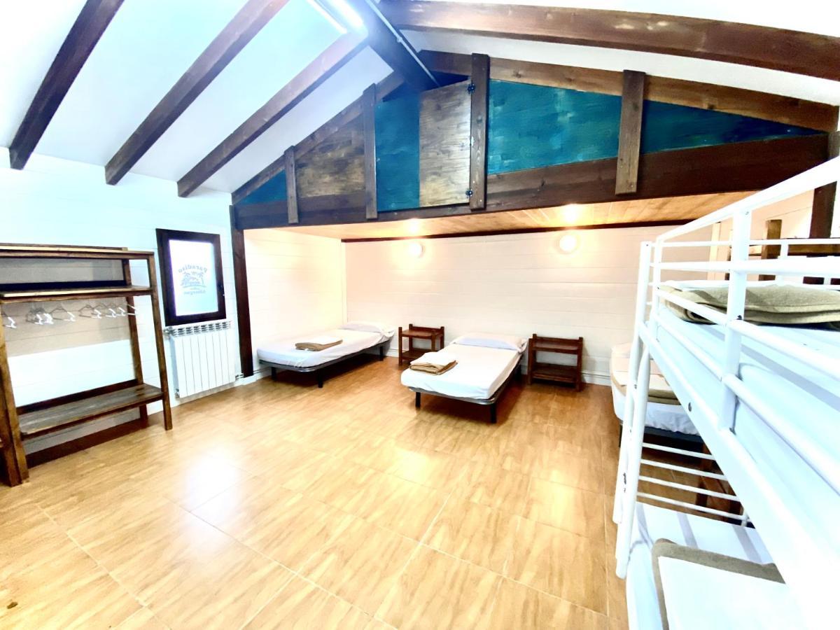 Hostel Albergue Paradiso Hinojedo Luaran gambar